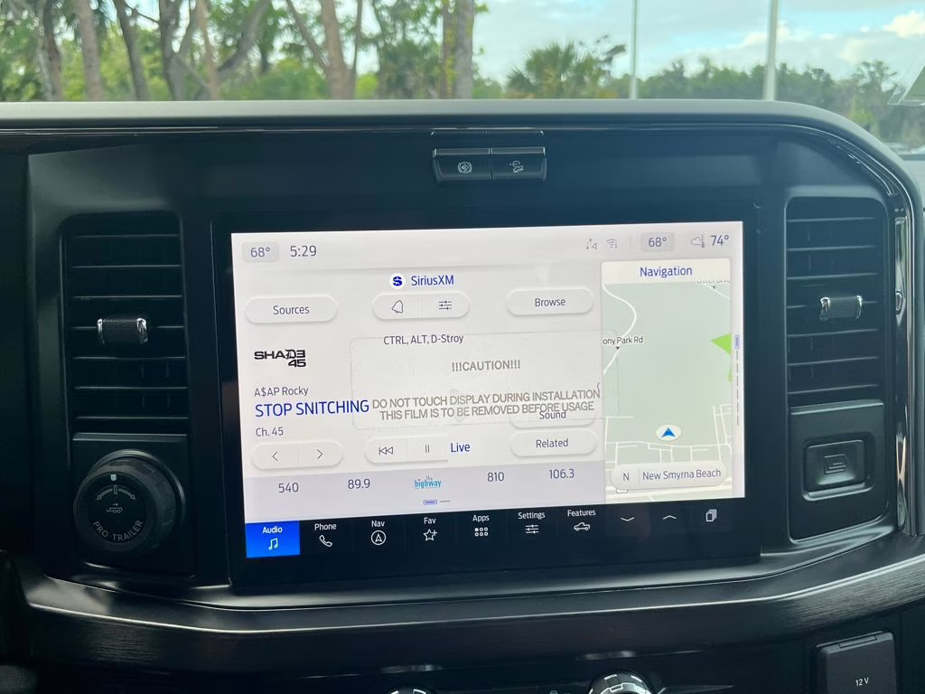 2026 White Metallic Ford Super Duty F-350 SRW Lariat 4X4 Truck