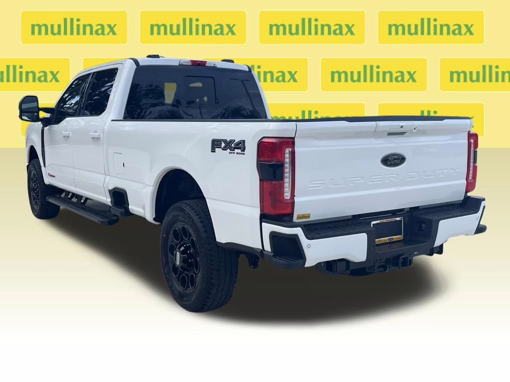 2026 White Metallic Ford Super Duty F-350 SRW Lariat 4X4 Truck