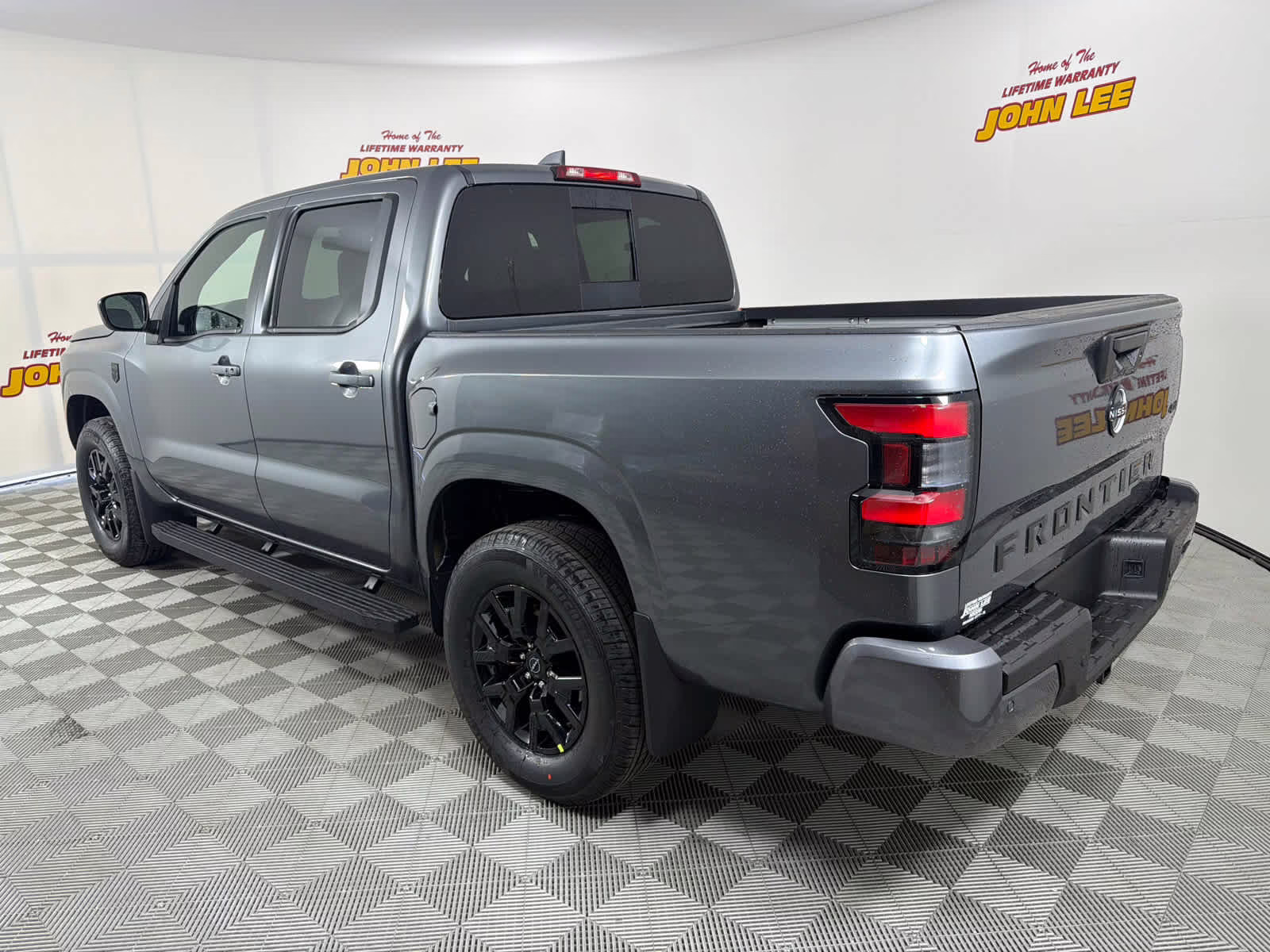 2026 Gun Metallic Nissan Frontier SV 4X4 Truck