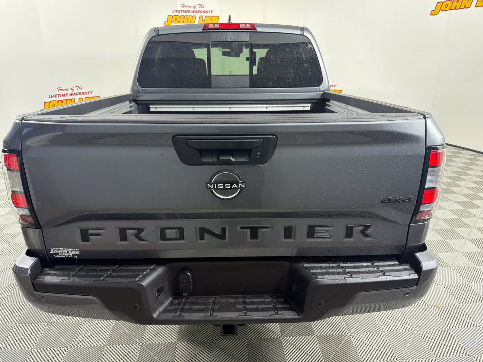 2026 Gun Metallic Nissan Frontier SV 4X4 Truck