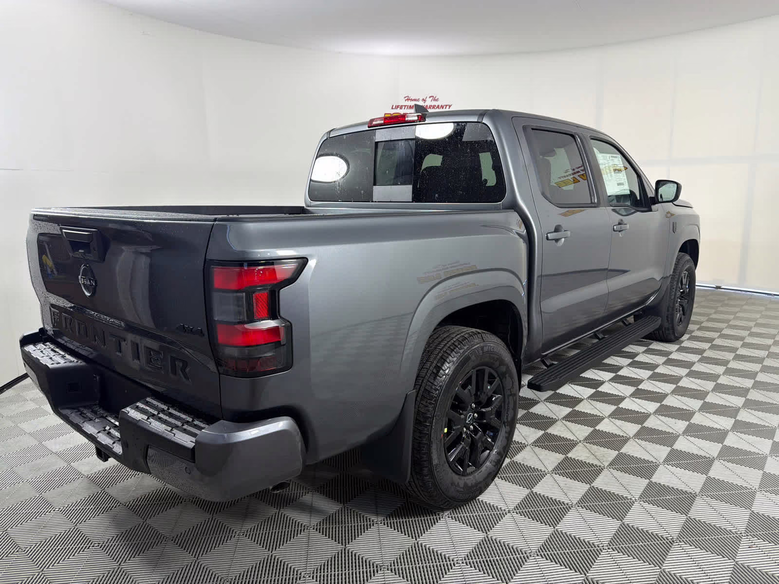 2026 Gun Metallic Nissan Frontier SV 4X4 Truck