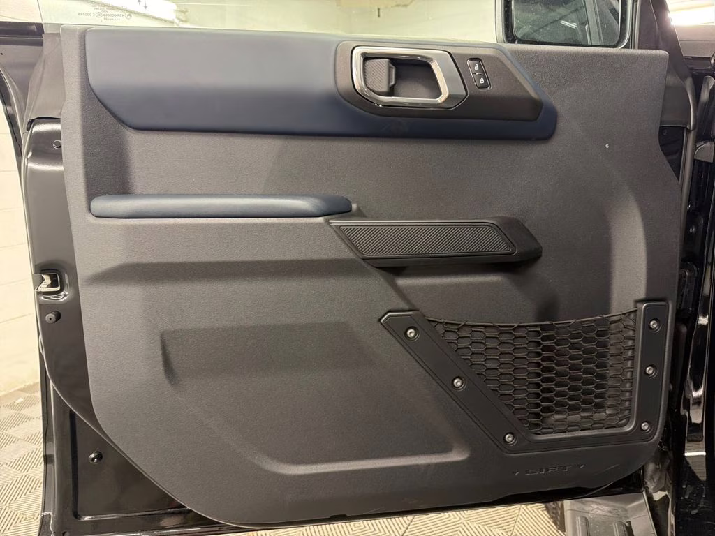 2026 SHADOW BLACK Ford Bronco Heritage Edition 4X4 SUV