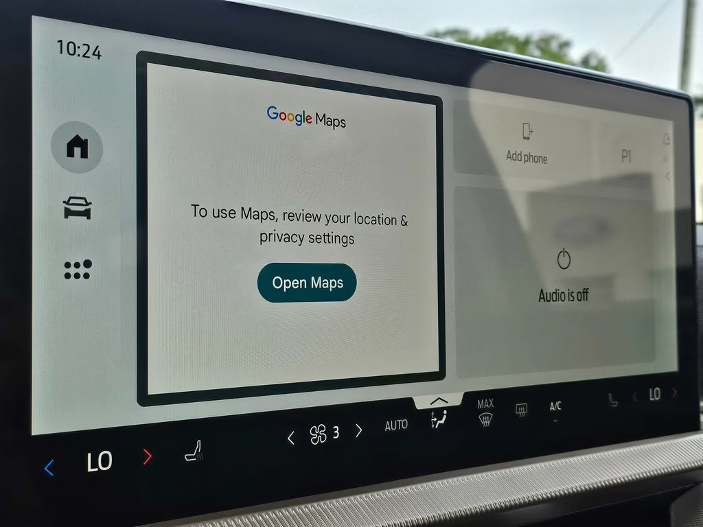 2026 Space White Metallic Ford Explorer Active RWD SUV