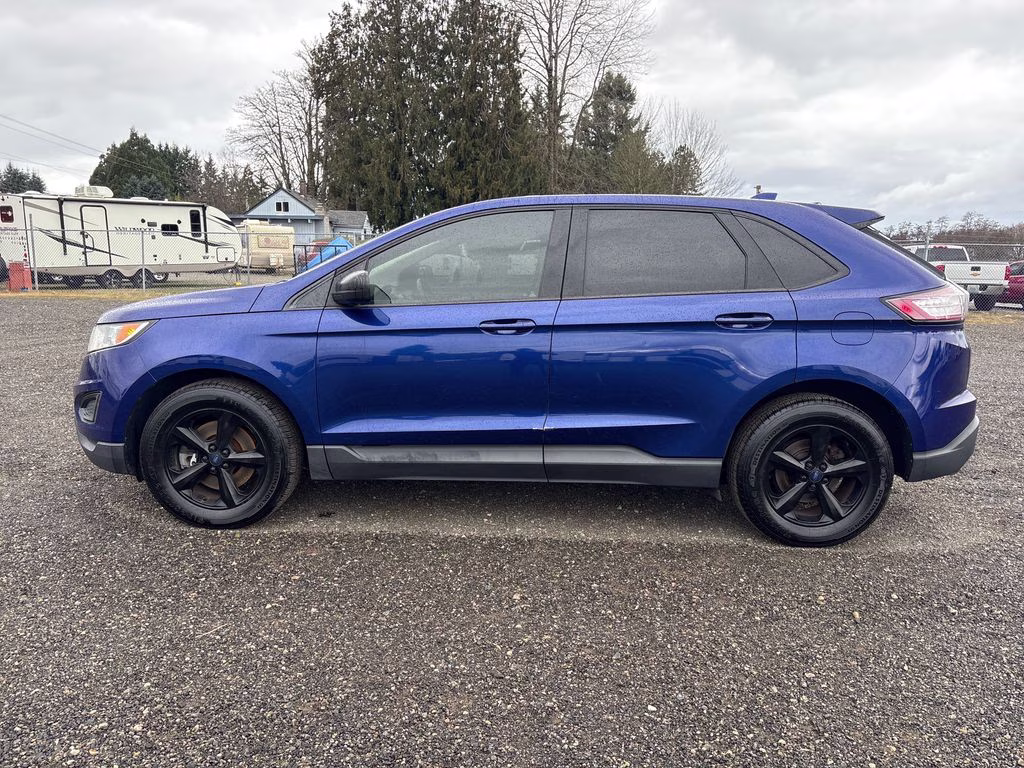 2015 Blue Metallic Ford Edge SE AWD SUV