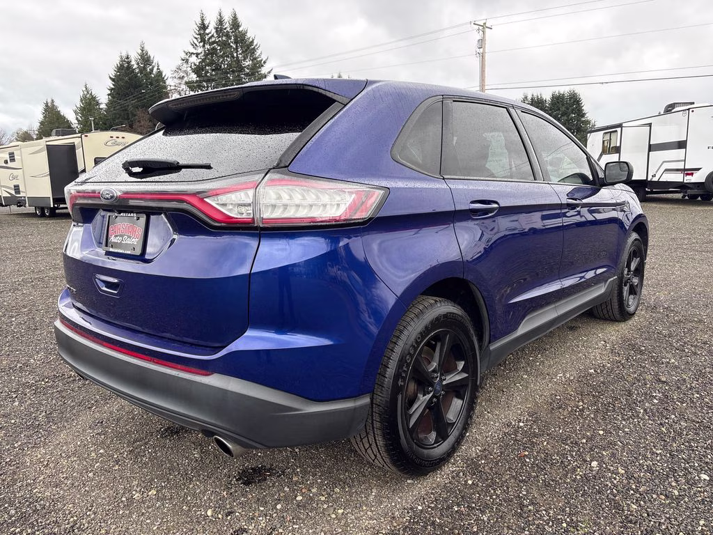 2015 Blue Metallic Ford Edge SE AWD SUV