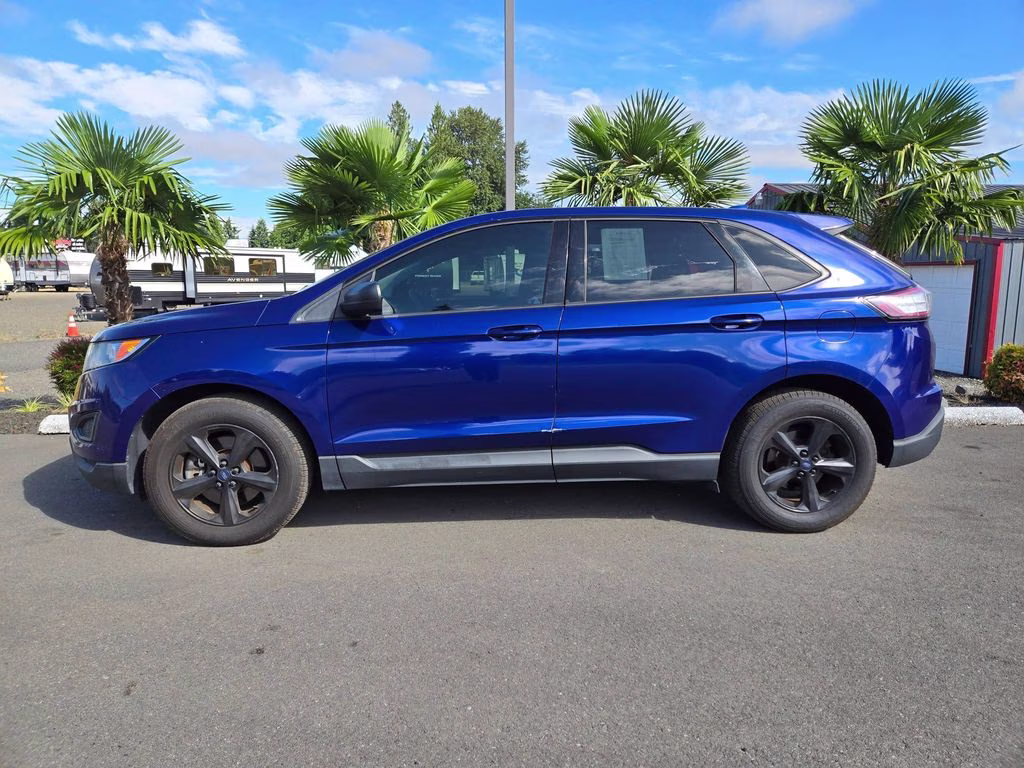 2015 Blue Metallic Ford Edge SE AWD SUV