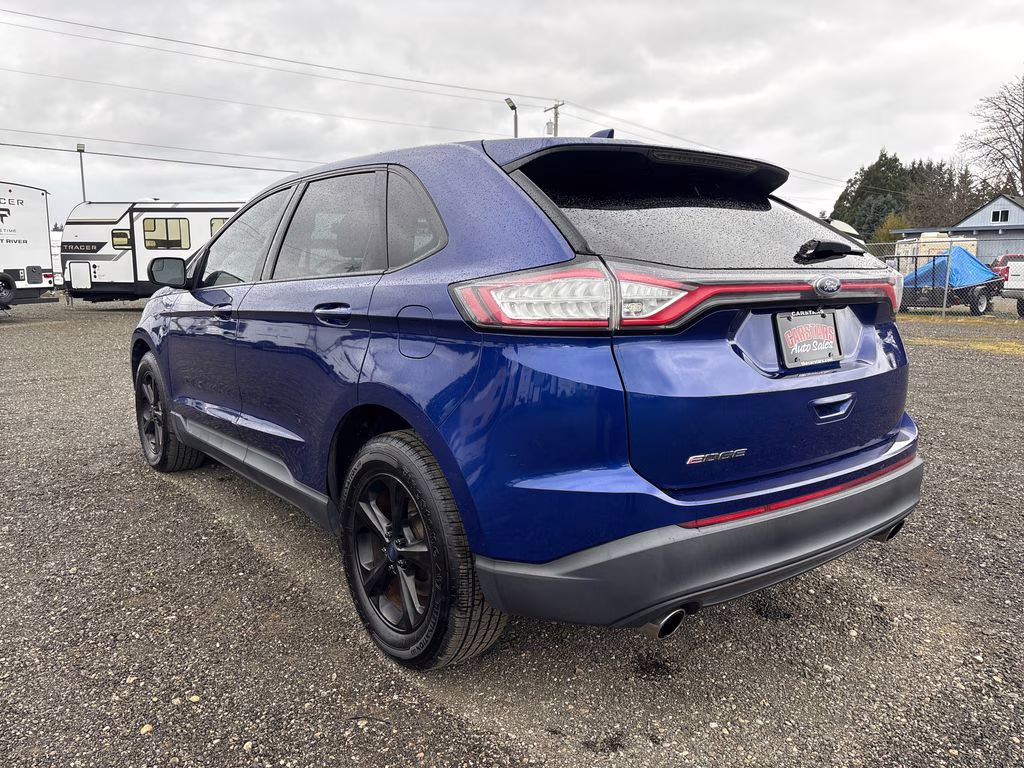 2015 Blue Metallic Ford Edge SE AWD SUV