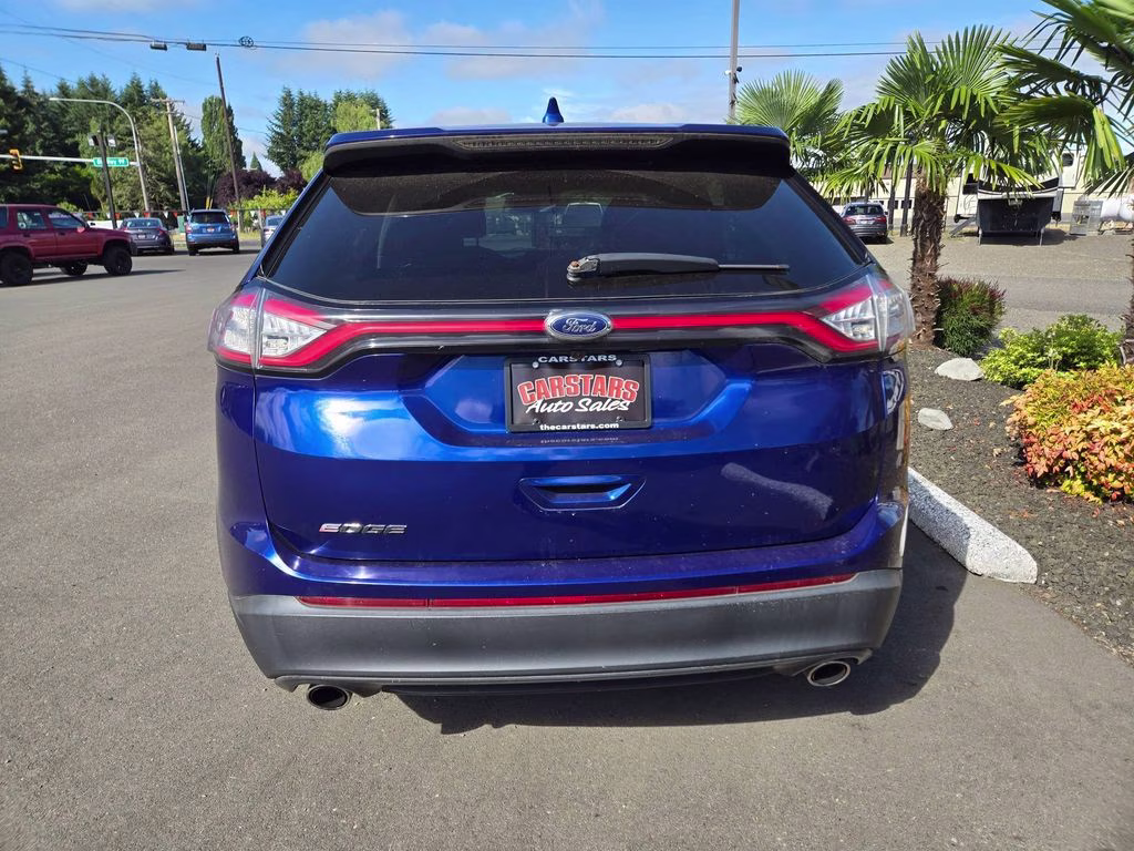 2015 Blue Metallic Ford Edge SE AWD SUV