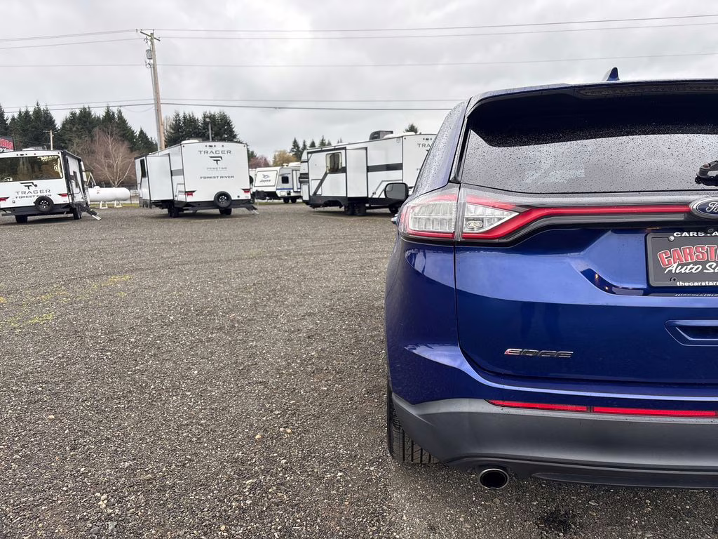 2015 Blue Metallic Ford Edge SE AWD SUV