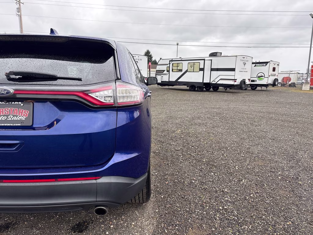 2015 Blue Metallic Ford Edge SE AWD SUV
