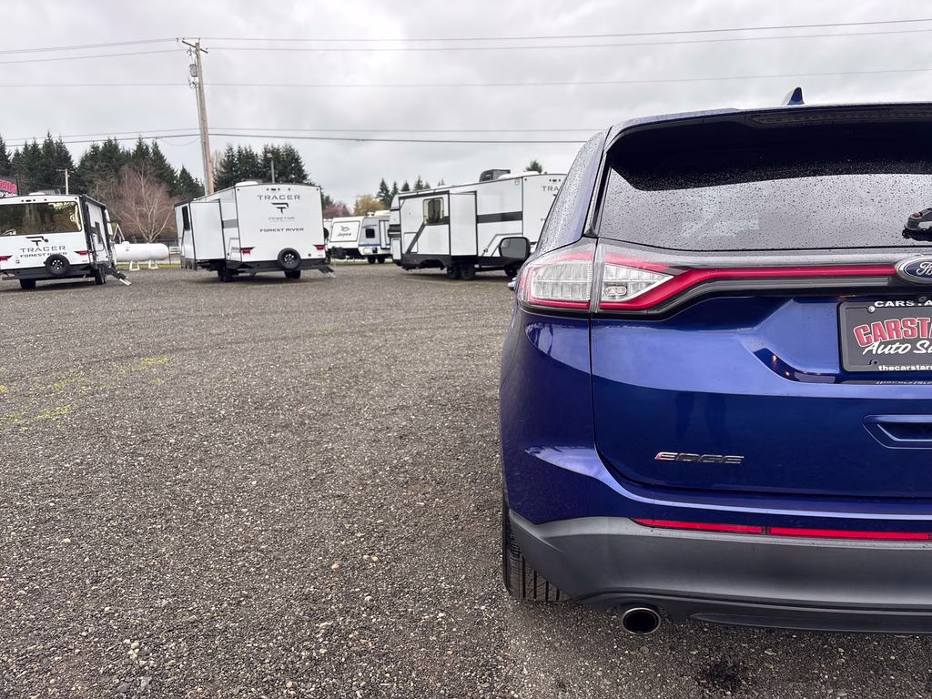 2015 Blue Metallic Ford Edge SE AWD SUV