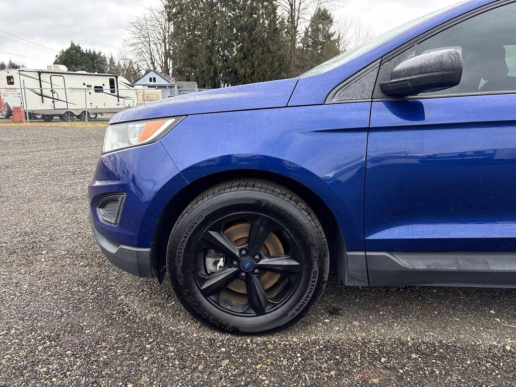 2015 Blue Metallic Ford Edge SE AWD SUV