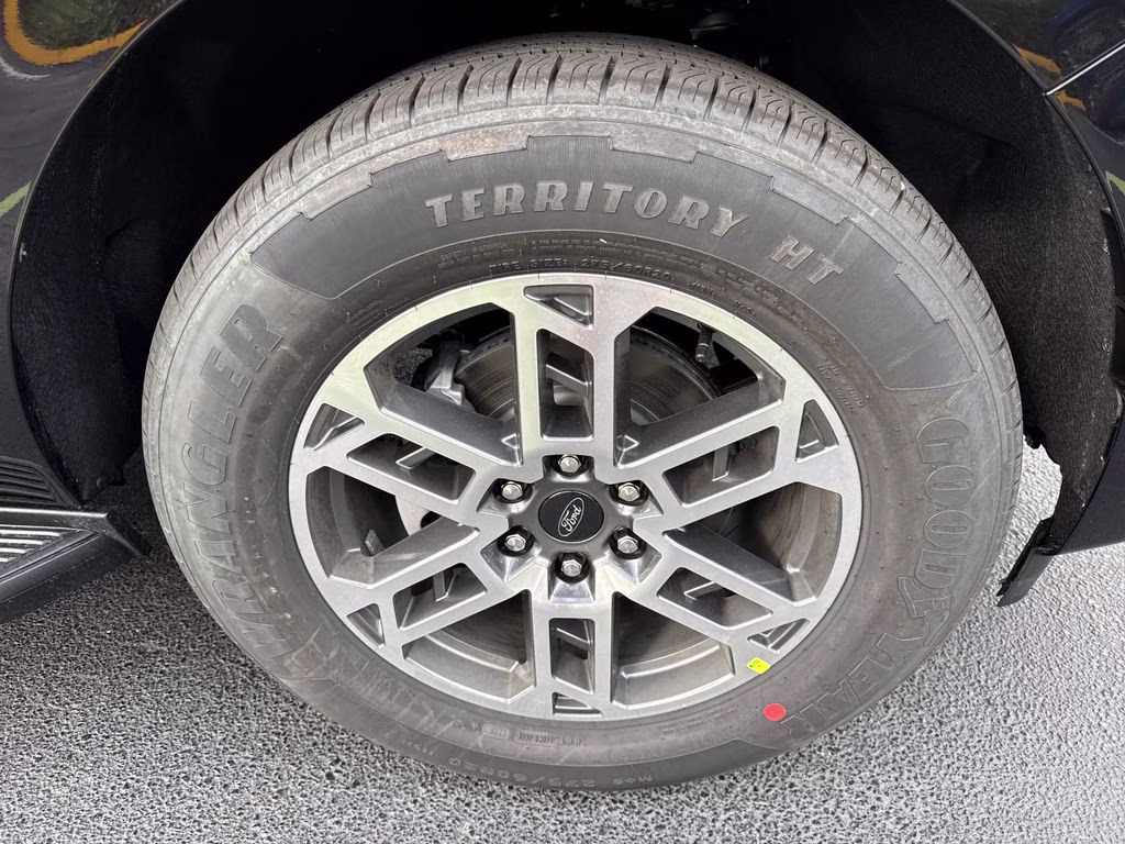 2026 Agate Black Metallic Ford Expedition Active RWD SUV