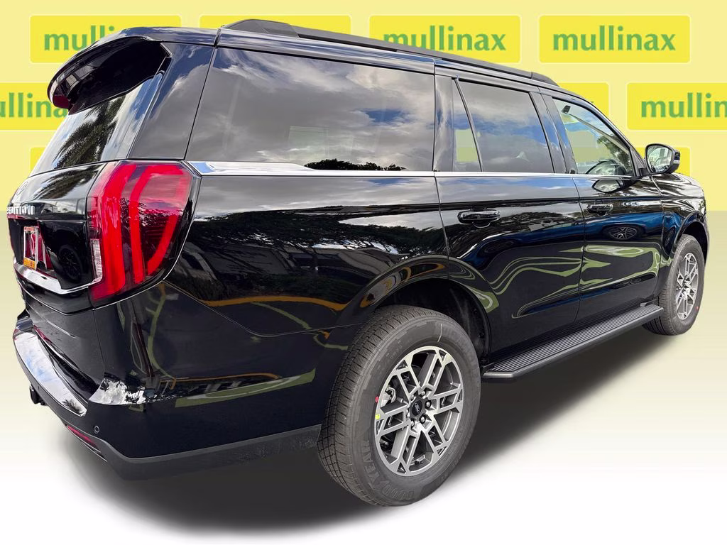 2026 Agate Black Metallic Ford Expedition Active RWD SUV