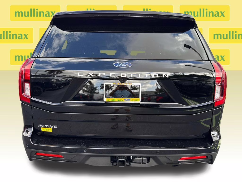 2026 Agate Black Metallic Ford Expedition Active RWD SUV