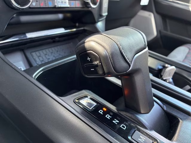 2026 Black Metallic Ford F-150 Lariat BLACK WIDOW 4X4 Truck