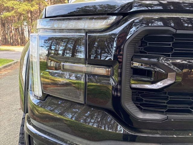 2026 Black Metallic Ford F-150 Lariat BLACK WIDOW 4X4 Truck