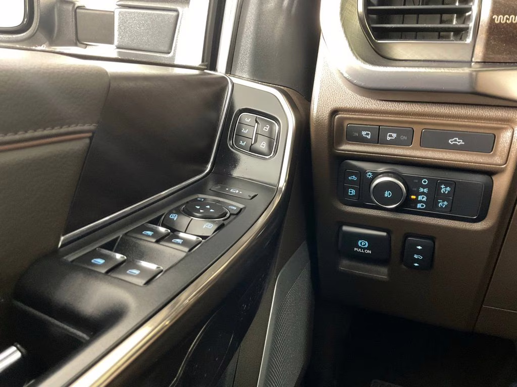 2022 Black Metallic Ford F-150 King Ranch 4X4 Truck