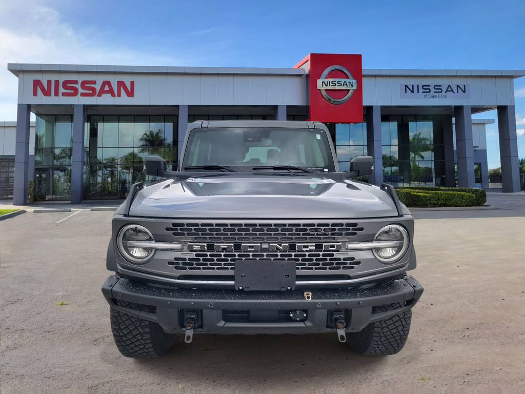 2022 Gray Metallic Ford Bronco Badlands 4X4 SUV