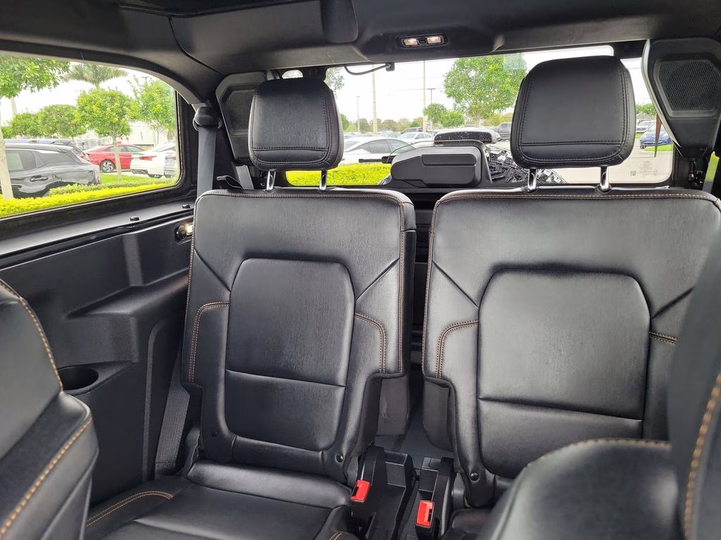 2022 Gray Metallic Ford Bronco Badlands 4X4 SUV