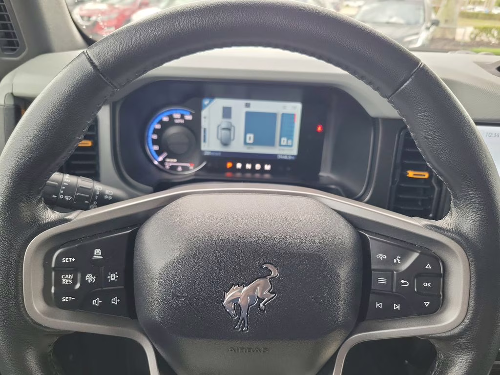 2022 Gray Metallic Ford Bronco Badlands 4X4 SUV