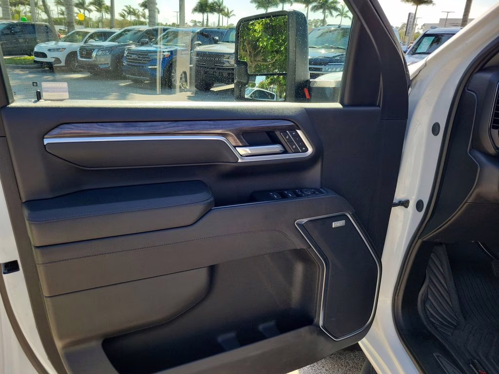 2025 Summit White Chevrolet Silverado 2500HD LTZ 4X4 Truck