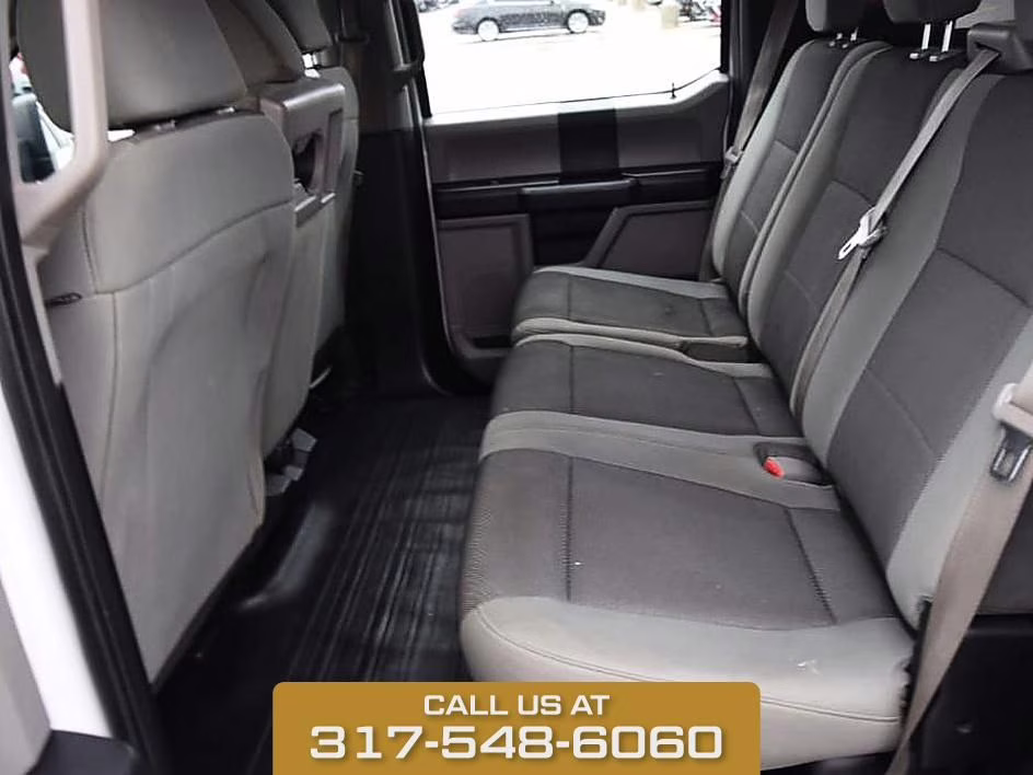 2017 Oxford White Ford F-150 XL 4X4 Truck