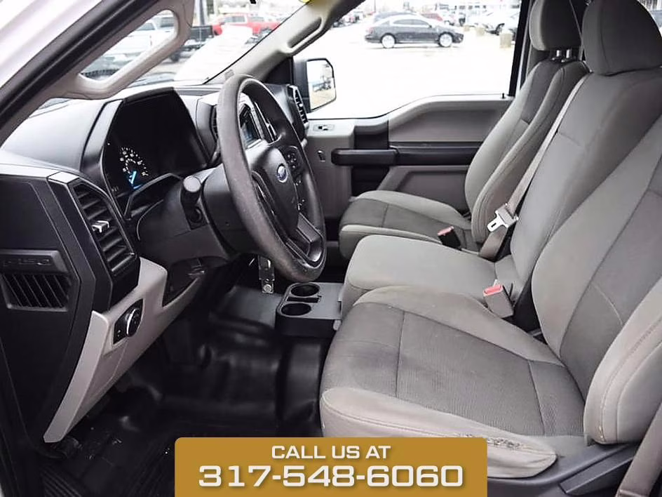 2017 Oxford White Ford F-150 XL 4X4 Truck
