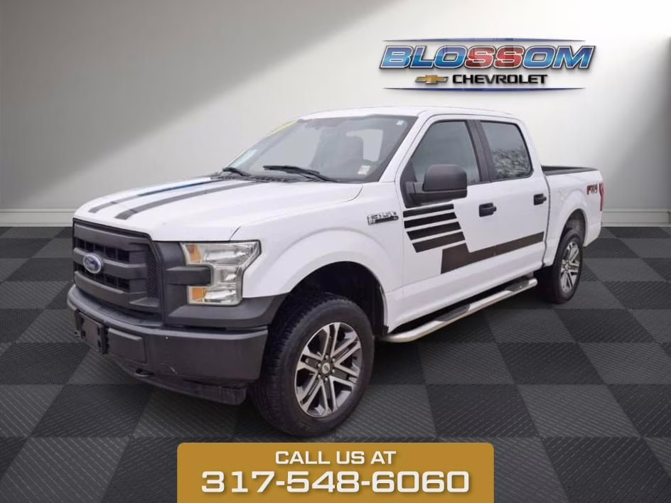 2017 Oxford White Ford F-150 XL 4X4 Truck