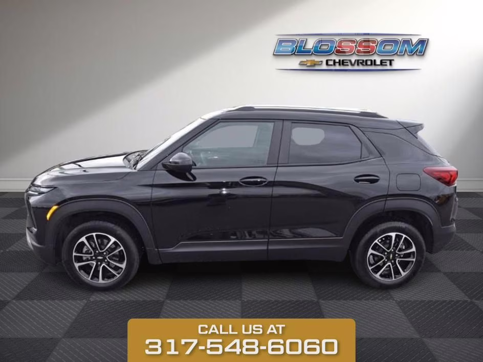 2024 Black Metallic Chevrolet Trailblazer LT AWD SUV