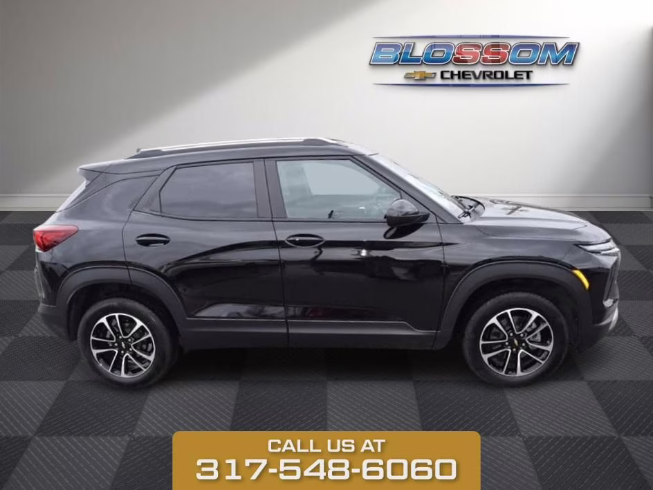 2024 Black Metallic Chevrolet Trailblazer LT AWD SUV