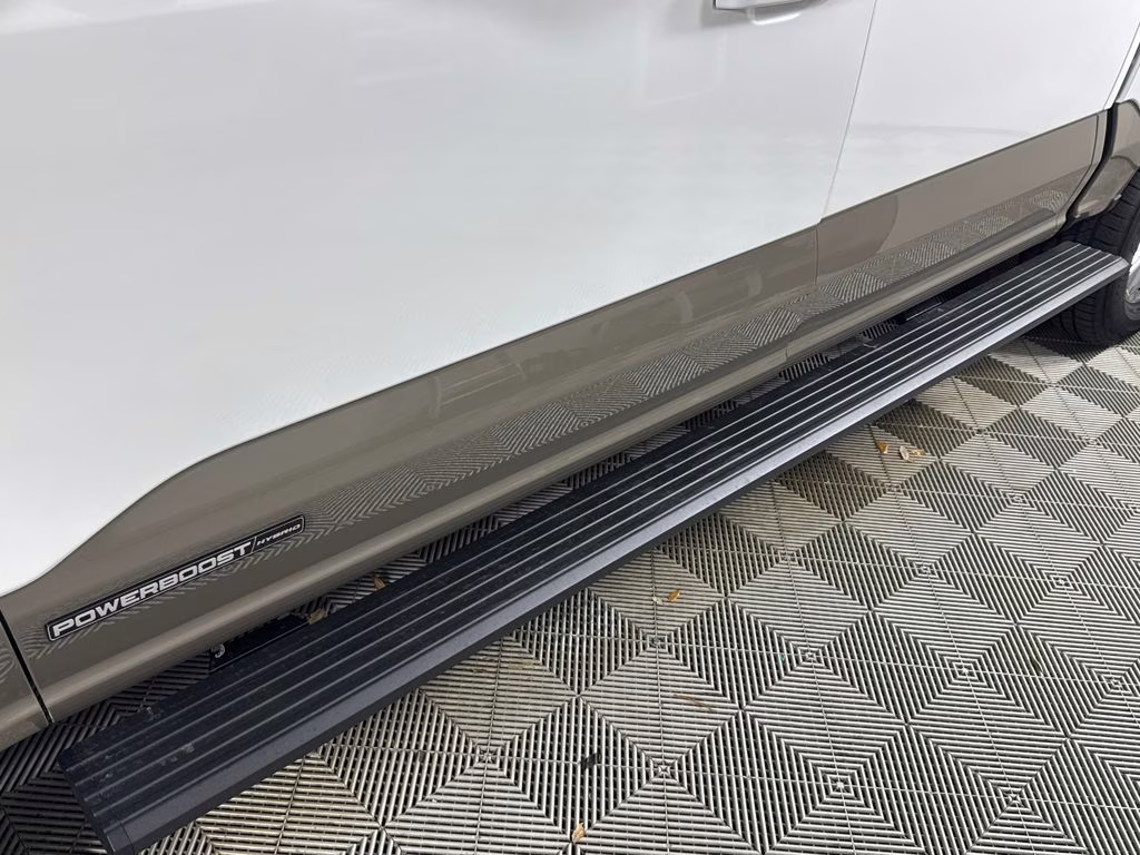 2026 Star White Metallic Tri-Coat Ford F-150 King Ranch 4X4 Truck