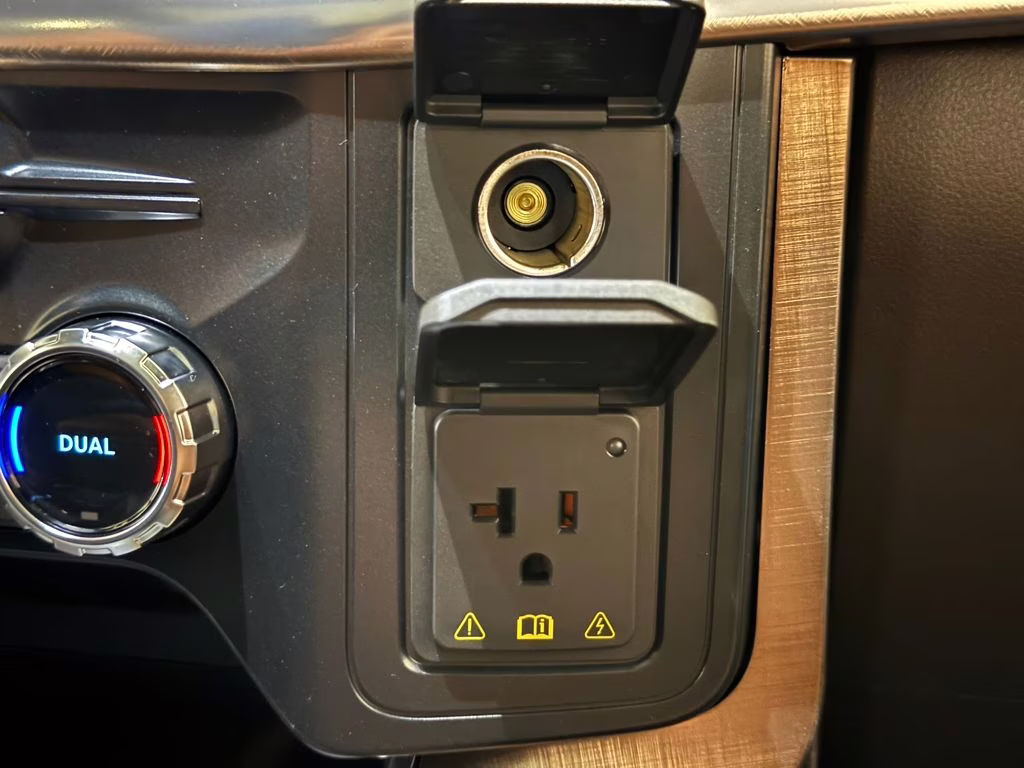 2026 Star White Metallic Tri-Coat Ford F-150 King Ranch 4X4 Truck