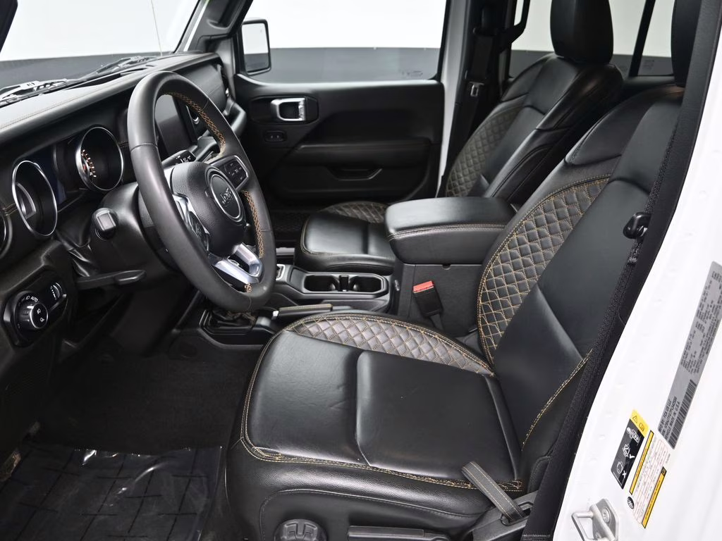 2023 Bright White Clearcoat Jeep Gladiator High Altitude 4X4 Truck