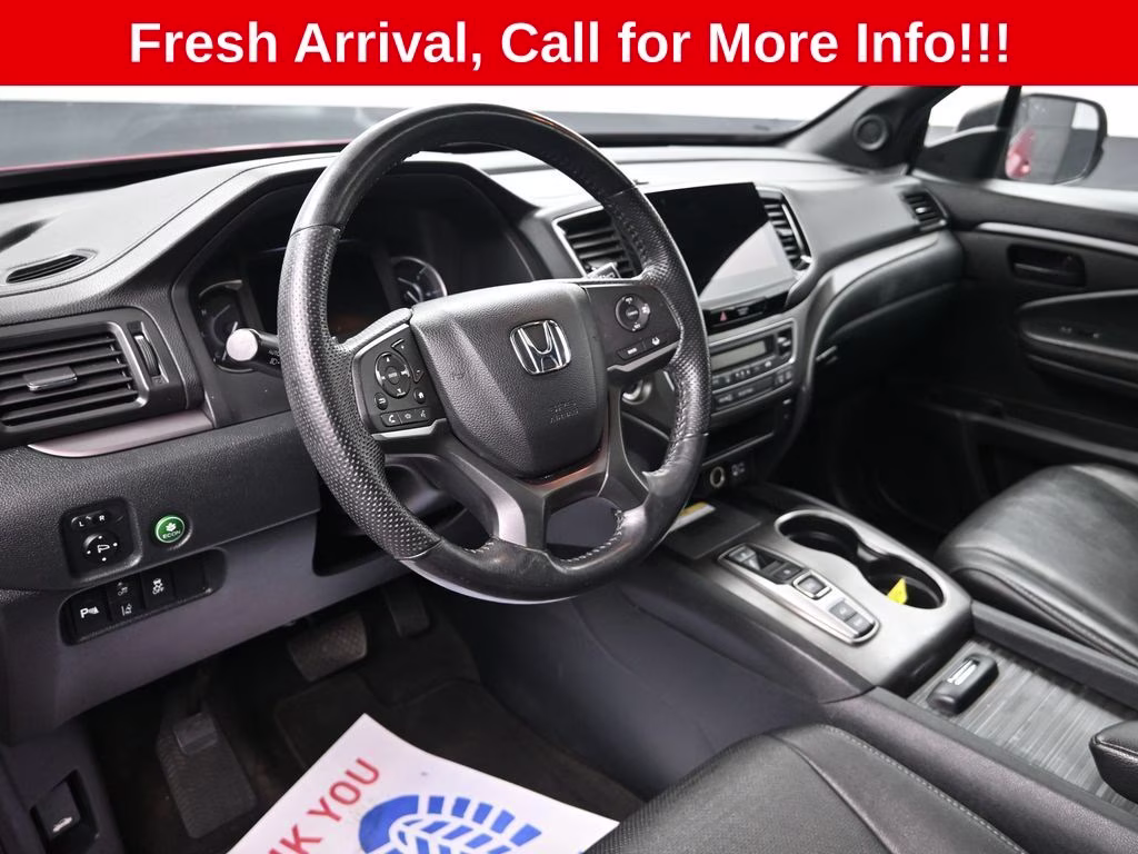 2023 Lunar Silver Metallic Honda Passport EX-L AWD SUV