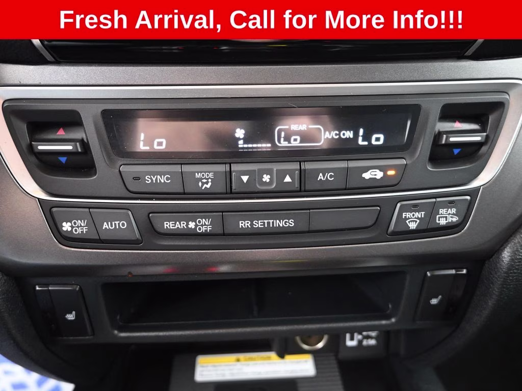 2023 Lunar Silver Metallic Honda Passport EX-L AWD SUV