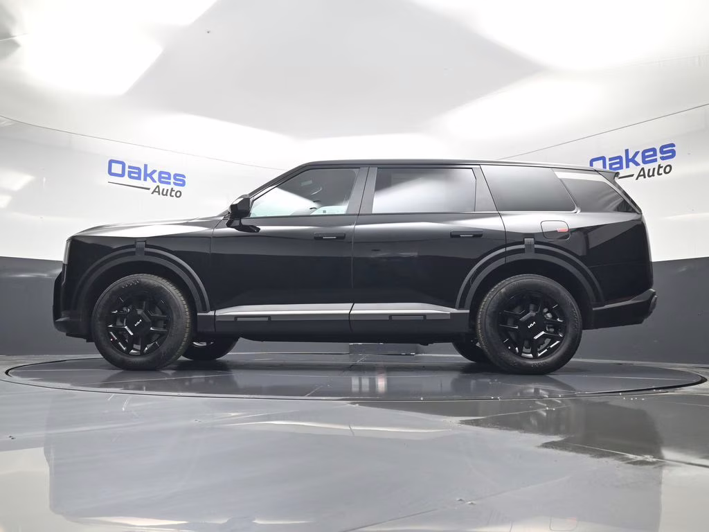 2027 Ebony Black Kia Telluride LX FWD SUV