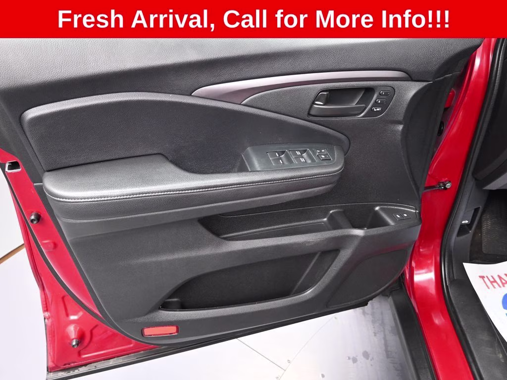 2023 Lunar Silver Metallic Honda Passport EX-L AWD SUV