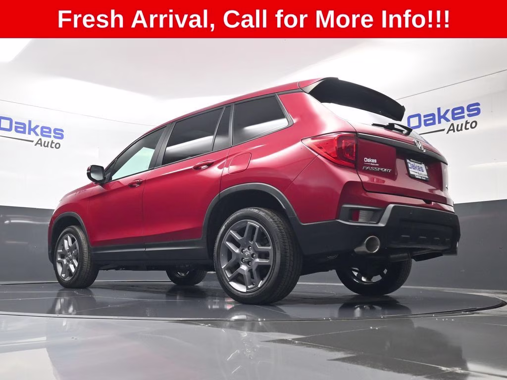 2023 Lunar Silver Metallic Honda Passport EX-L AWD SUV