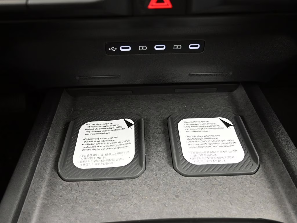 2027 Ebony Black Kia Telluride LX FWD SUV