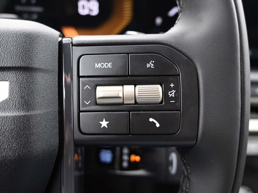 2027 Ebony Black Kia Telluride LX FWD SUV