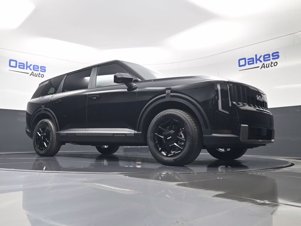 2027 Ebony Black Kia Telluride LX FWD SUV