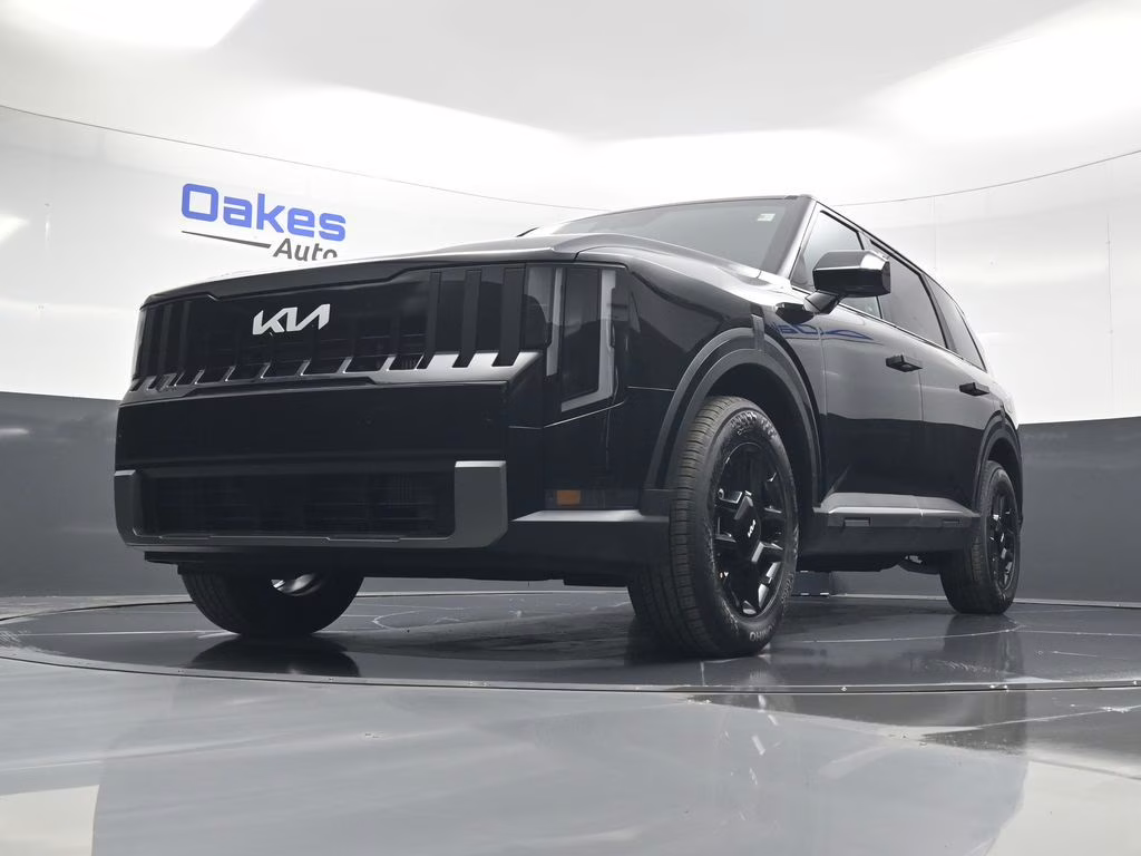 2027 Ebony Black Kia Telluride LX FWD SUV