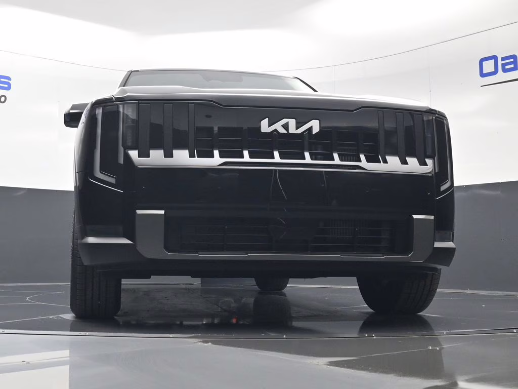 2027 Ebony Black Kia Telluride LX FWD SUV
