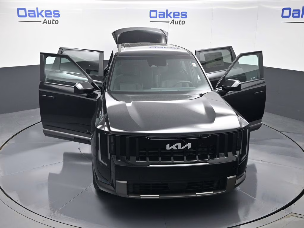2027 Ebony Black Kia Telluride LX FWD SUV