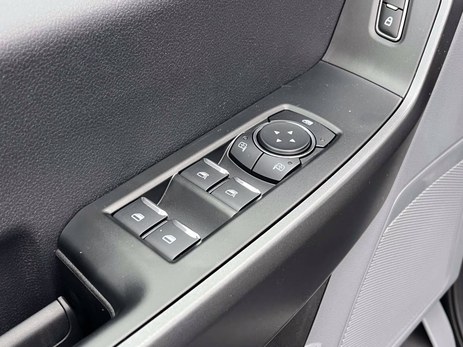 2026 Gray Metallic Ford Super Duty F-350 SRW XL 4X4 Truck