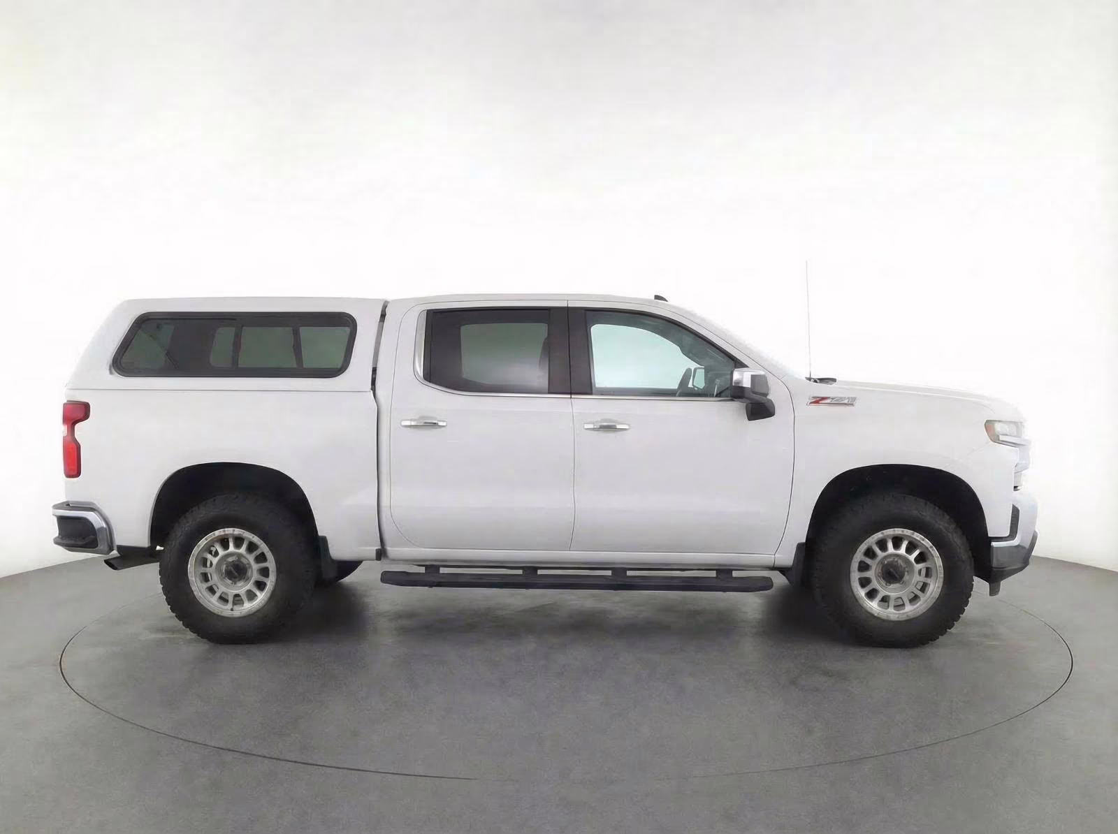 2019 Summit White Chevrolet Silverado 1500 LTZ 4X4 Truck