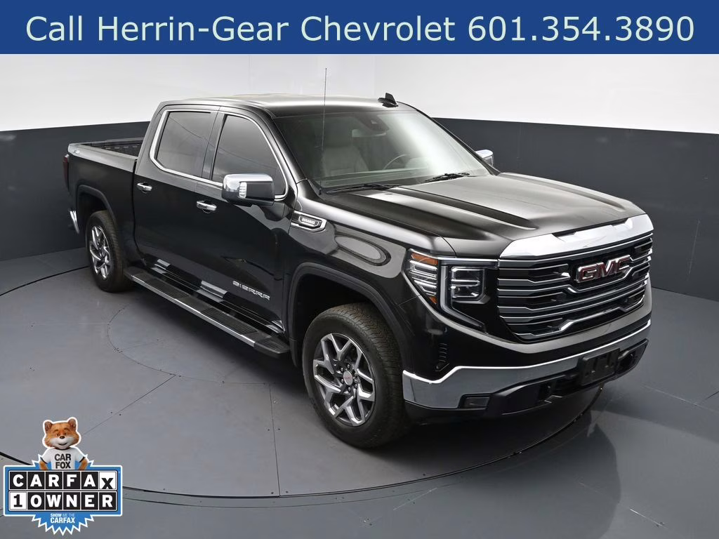 2023 Onyx Black GMC Sierra 1500 SLT 4X4 Truck