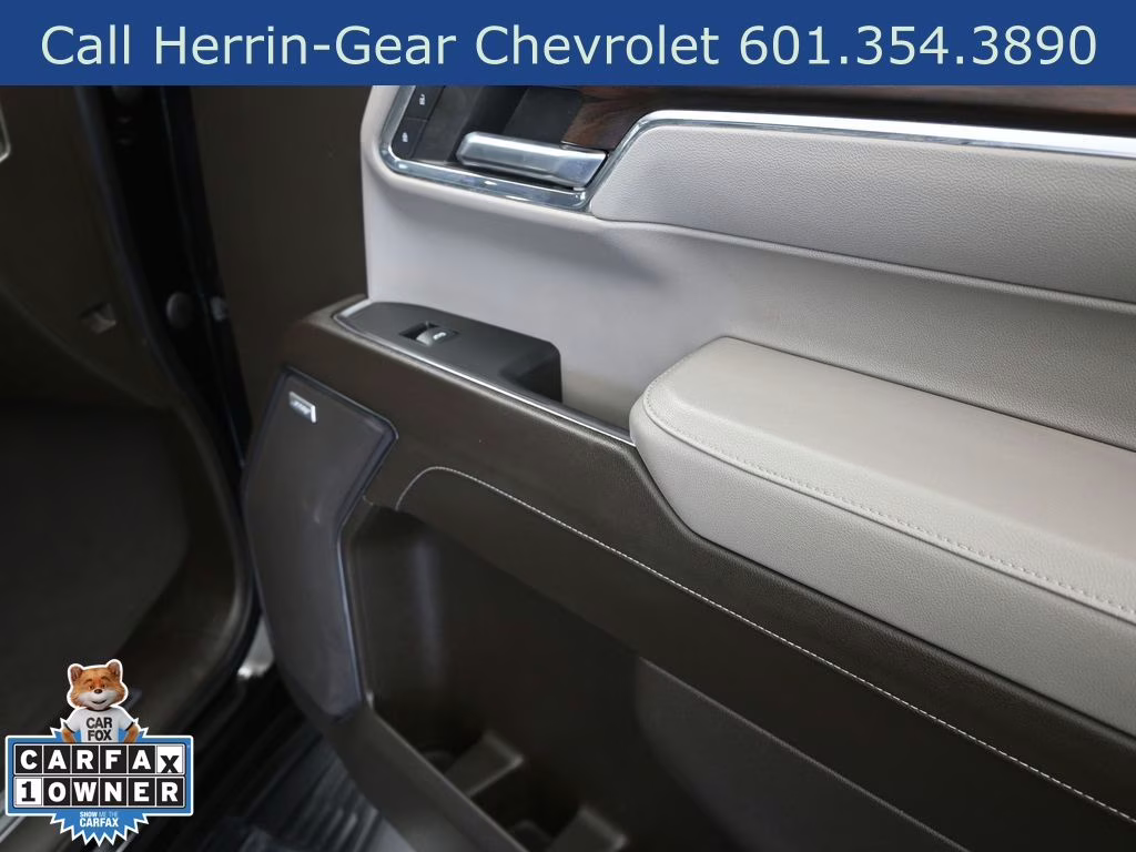 2023 Onyx Black GMC Sierra 1500 SLT 4X4 Truck