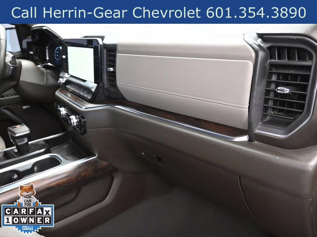 2023 Onyx Black GMC Sierra 1500 SLT 4X4 Truck
